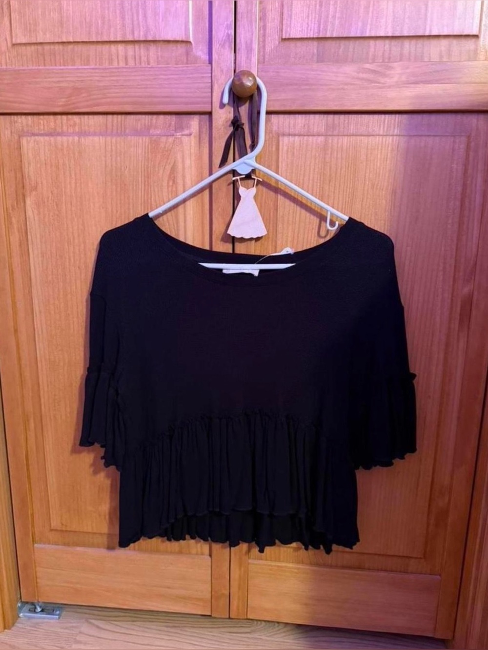 Altar'd State Black Ruffle-Hem Short Sleeve Top